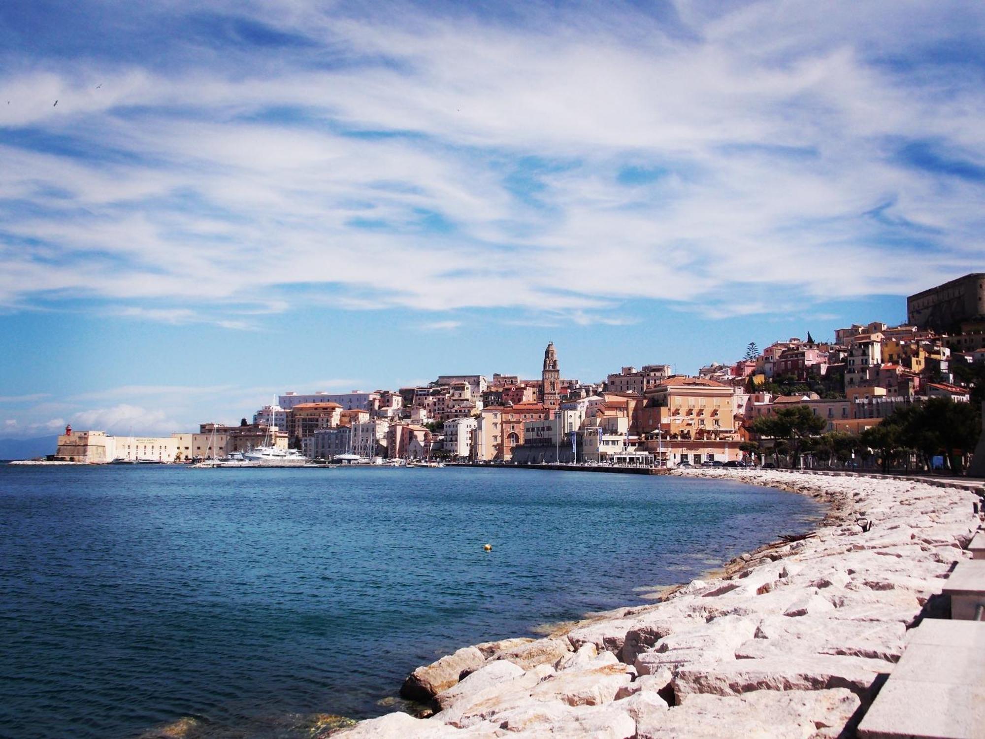 Oltre Il Mare *